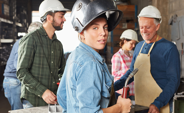 Entgeltgleichheit (Equal Pay) / Foto © AdobeStock/Robert Kneschke