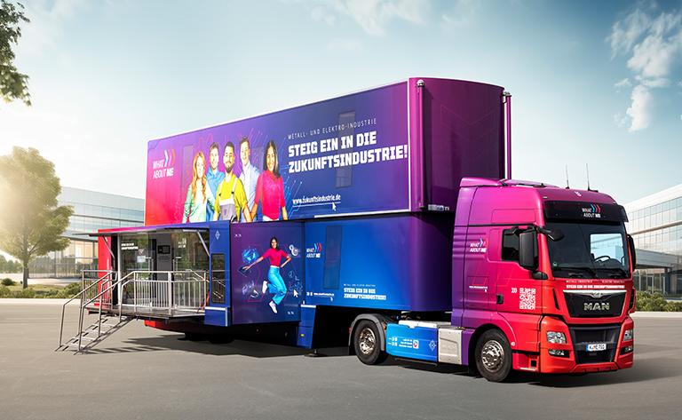 Die Infotrucks von Gesamtmetall / Foto © IW Medien