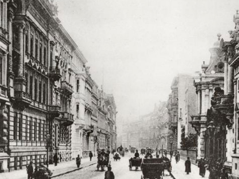 Historie Voßstraße Teaser