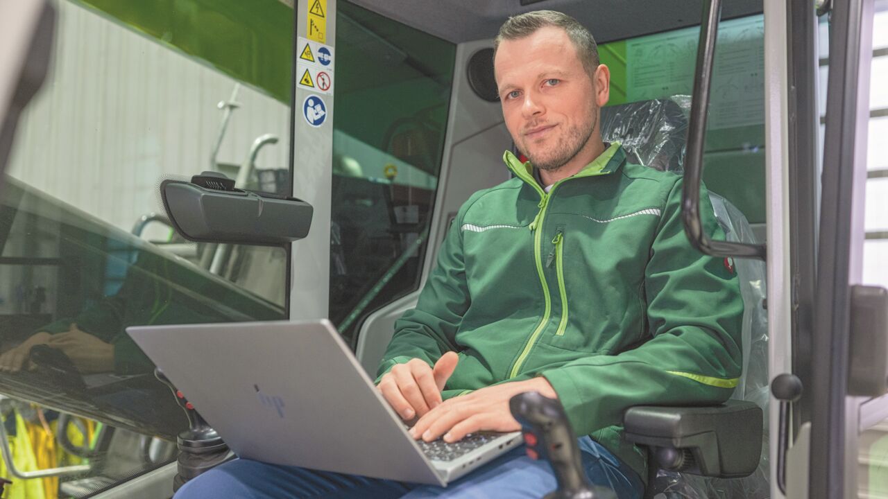 Wie ein Software-Entwickler von Sennebogen Kräne und Bagger in Bewegung bringt